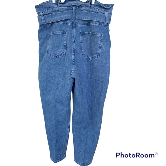 ✨2/$20✨ Who What Where Hight Waiste Baggy Cropped Angle Denim jeans Size 14 - Picture 2 of 7